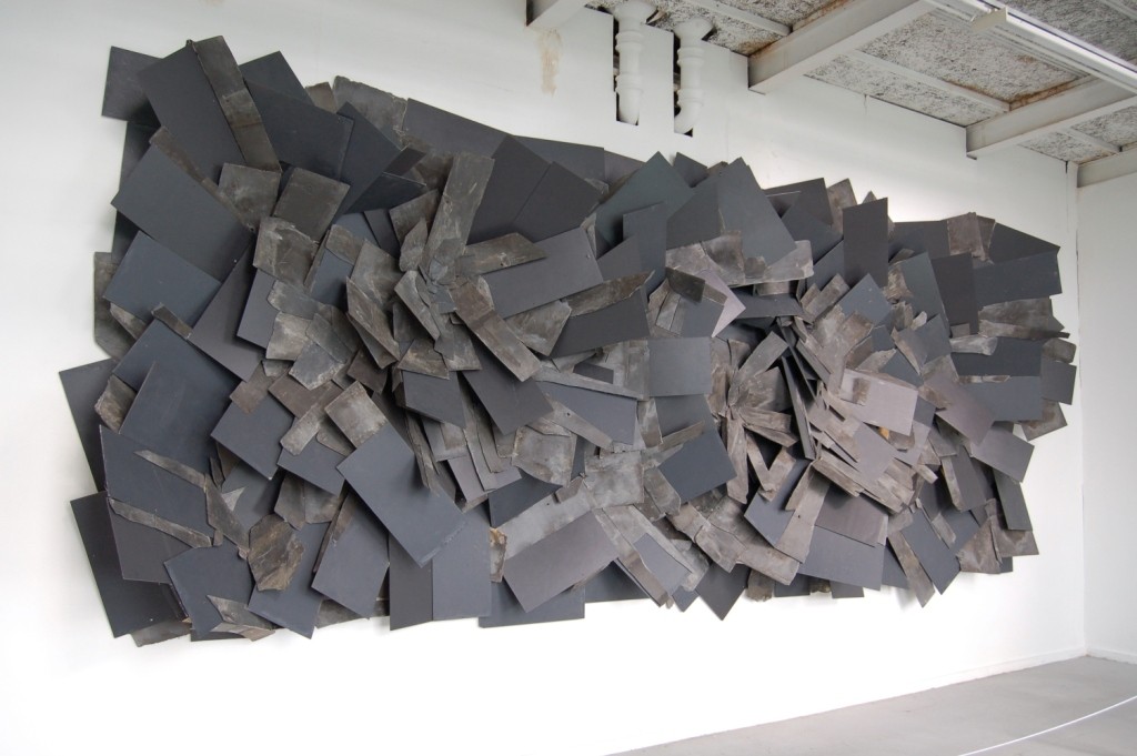 Alan-Goulbourne-Slate-Relief-Reclaimed-natural-welsh-slate-mixed-with-found-composite-slate-735-x-305-x-61-cm-2010