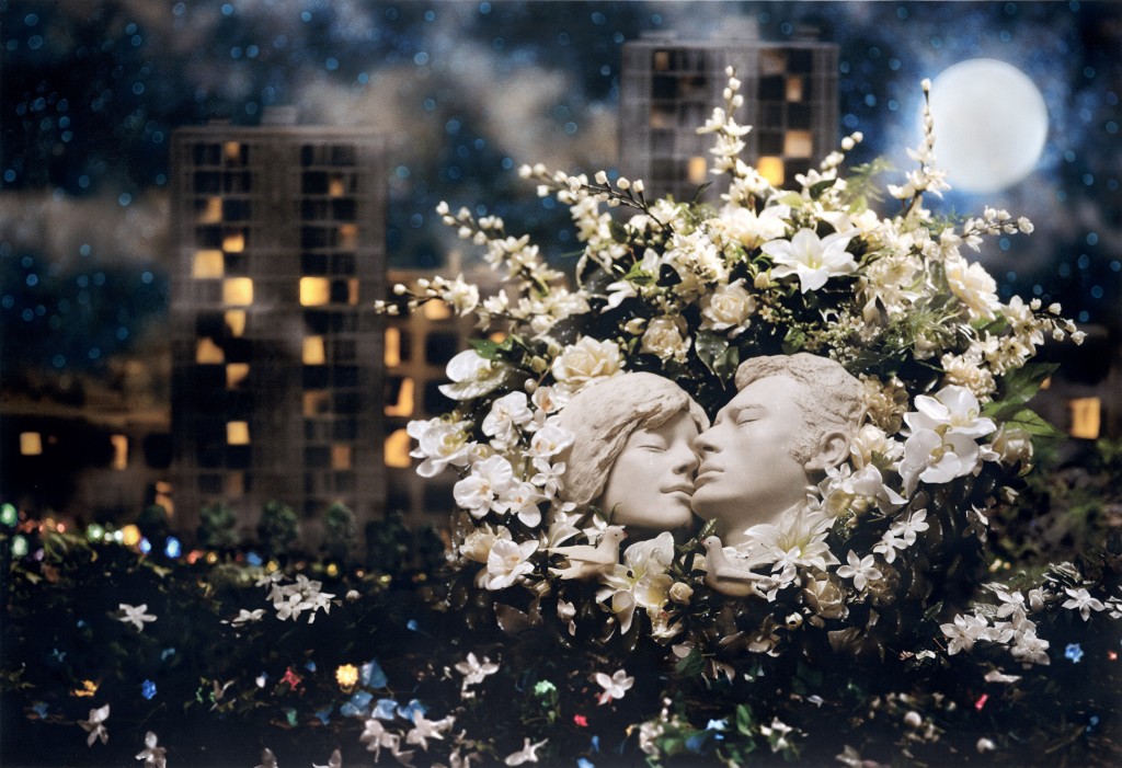 Pierre et Gilles - Amour défunt (Sylvie Vartan et Johnny Halliday) 2007 - Courtoisie Galerie Daniel Templon, Paris- Courtoisie Galerie Daniel Templon, Paris- Bruxelles
