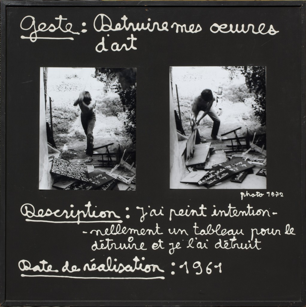 Geste : détruire mes oeuvres d’art, 1961/1972, 75 x 75 cm, acrylique et photographie sur bois, collection de l’artiste.